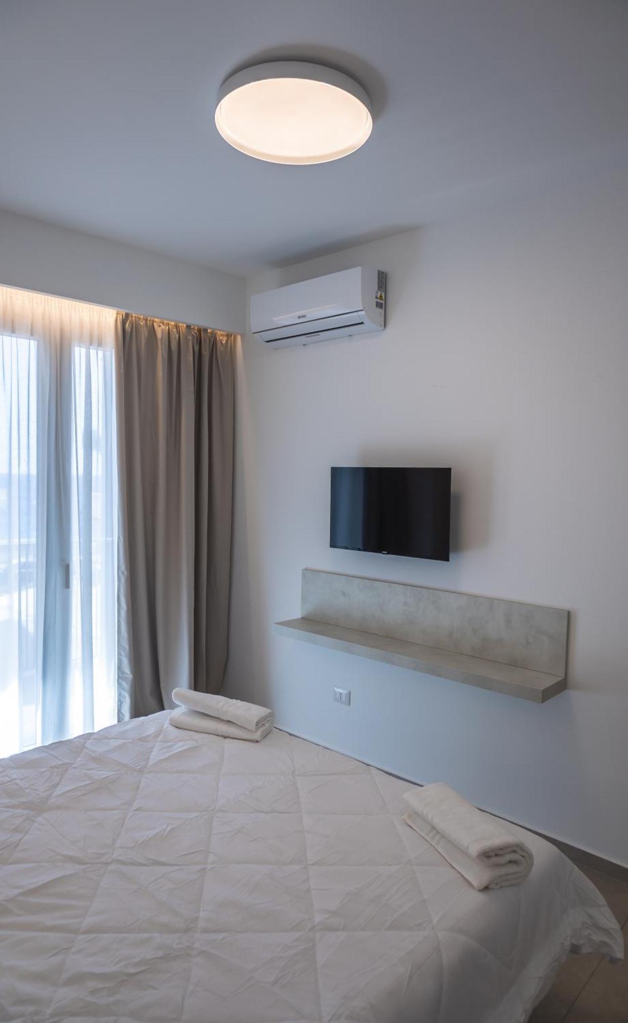 Atena Room Letojanni Exterior photo